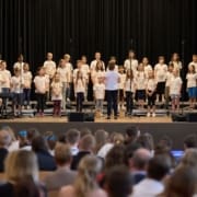 Gymnasium Bad Vöslau-Gainfarn erneut ausgezeichnet: Gütesiegel „Singende klingende Schule“